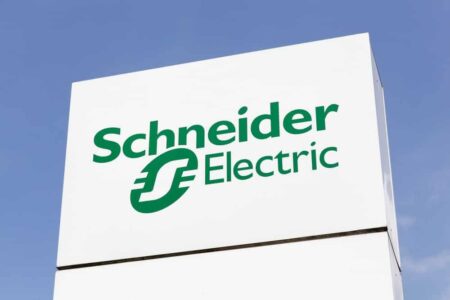 Schneider Electric ontslaat CEO na meningsverschil